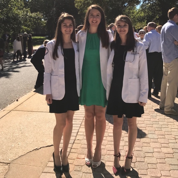 Meet your Posher, Rachel - Picture 5 of 8